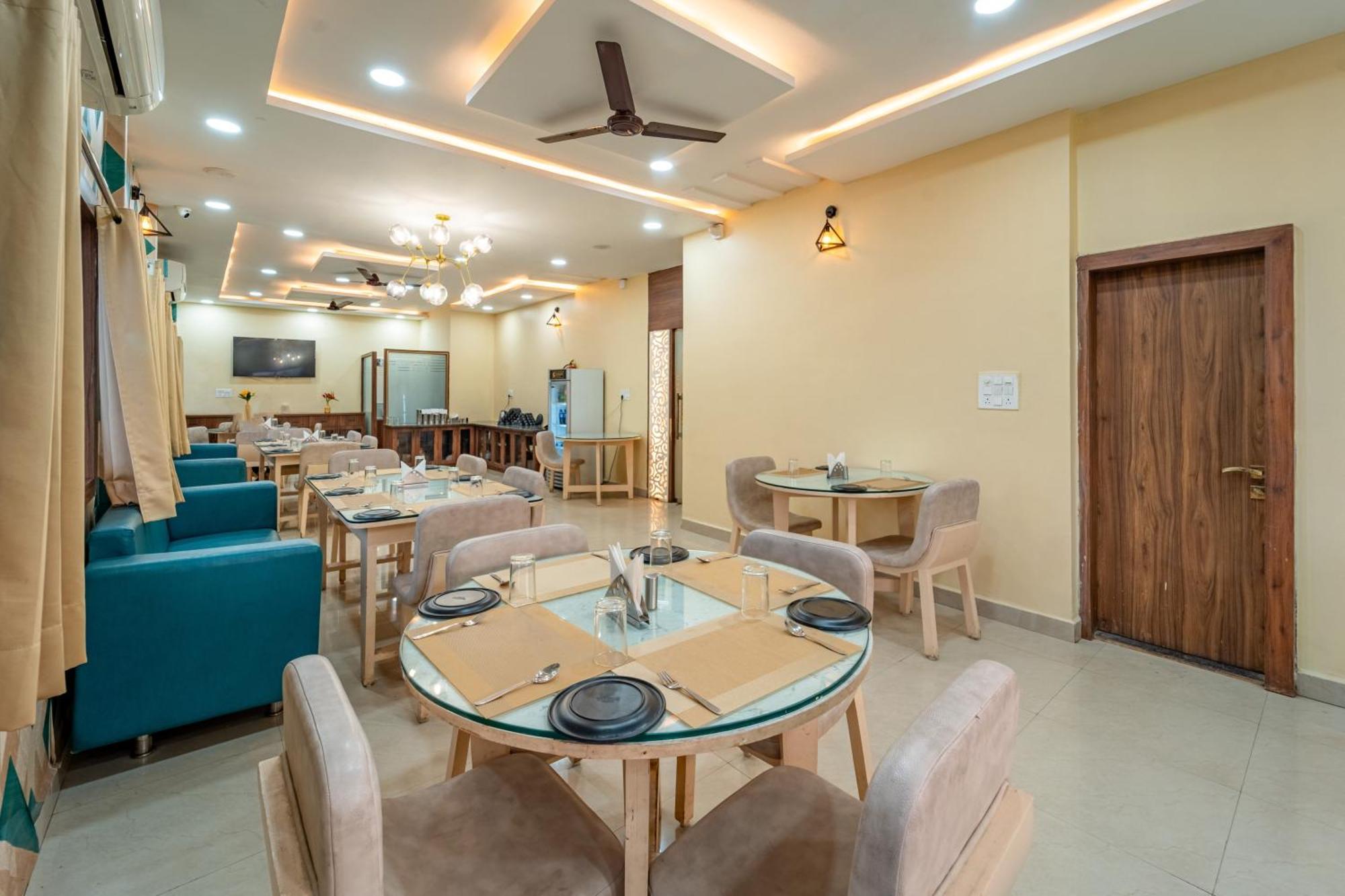 Treebo Premium Zorba Hotel Bhopal Exterior photo