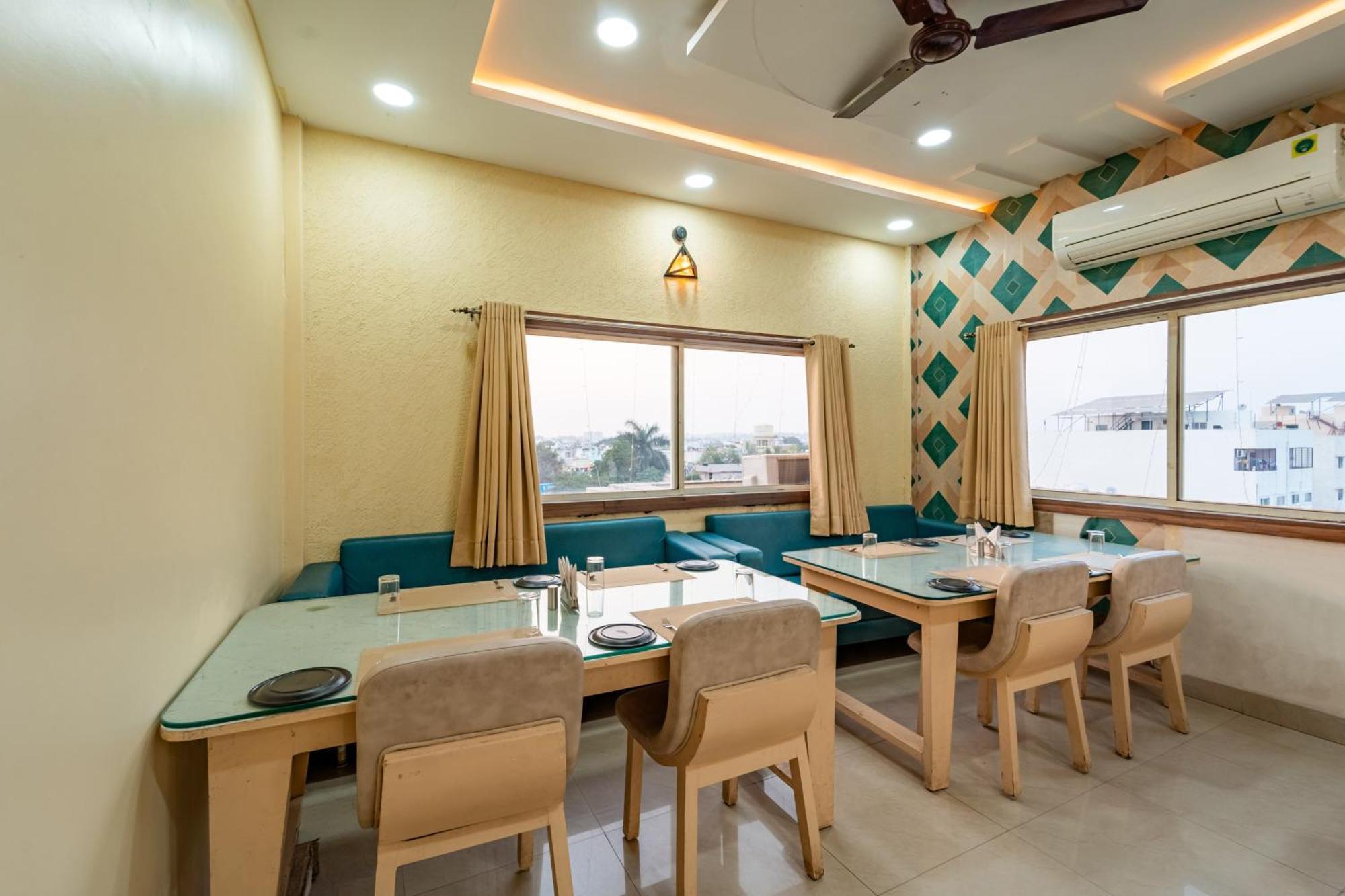 Treebo Premium Zorba Hotel Bhopal Exterior photo