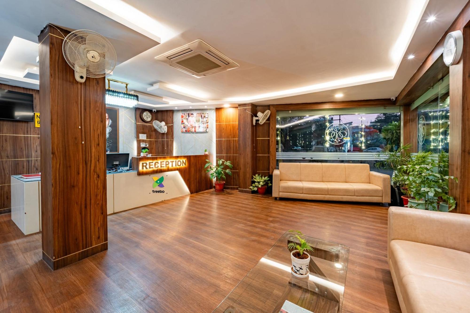 Treebo Premium Zorba Hotel Bhopal Exterior photo