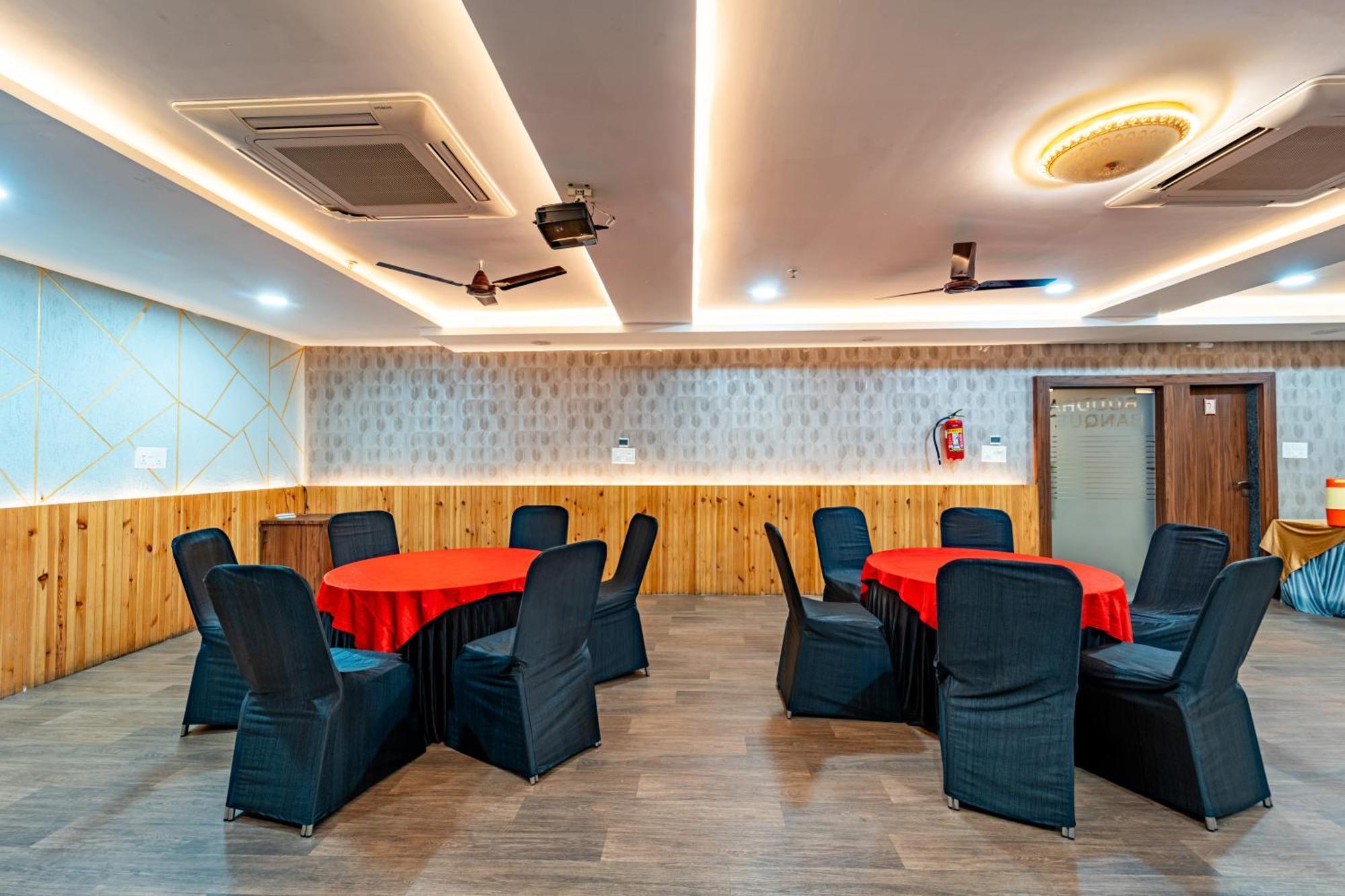 Treebo Premium Zorba Hotel Bhopal Exterior photo